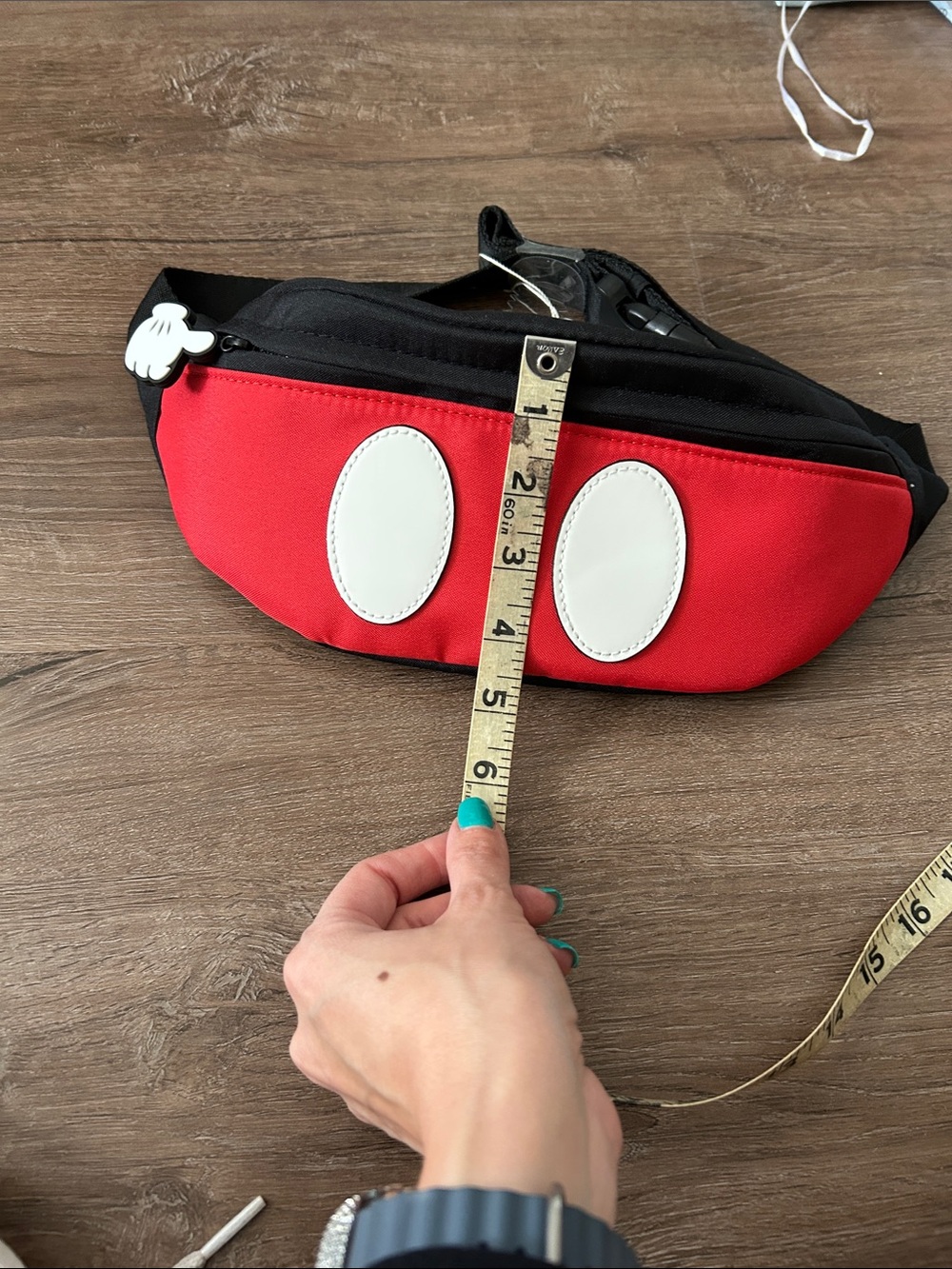 NWT Disney Red and Black Mickey Mouse Waist Pack - Picture 6 of 6